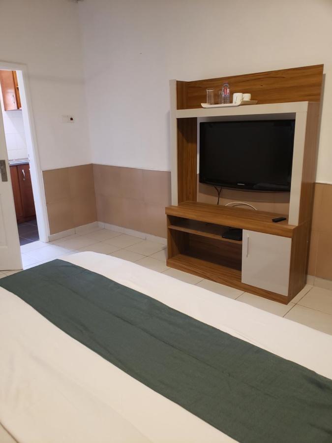 Hgl Guest House East Legon Exteriér fotografie